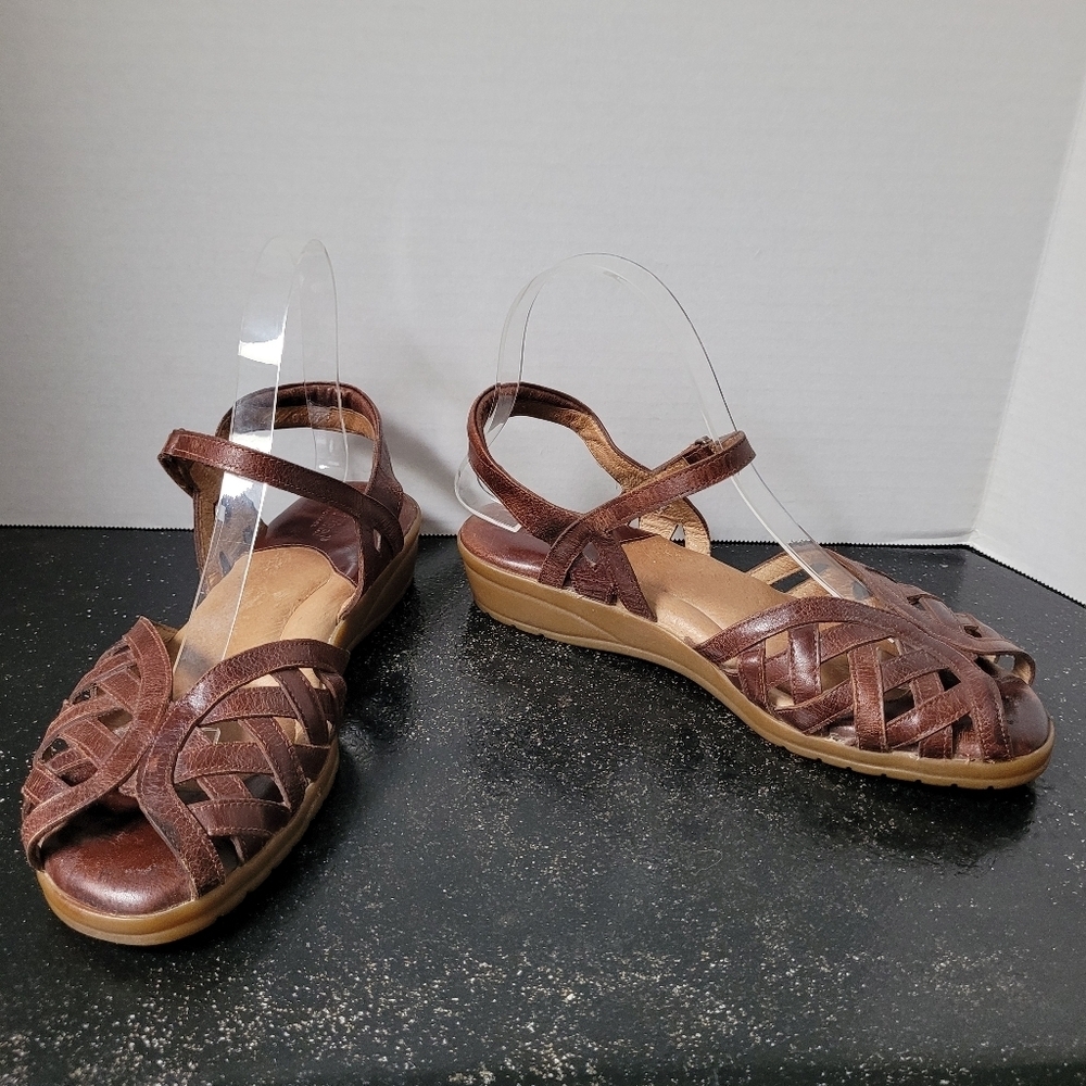 Beautifeel Brown Sandals